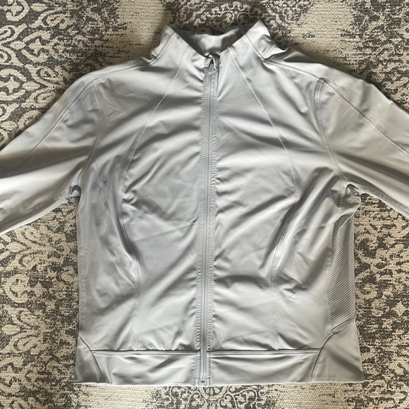 Cropped lululemon athletic jacket - Picture 3 of 8